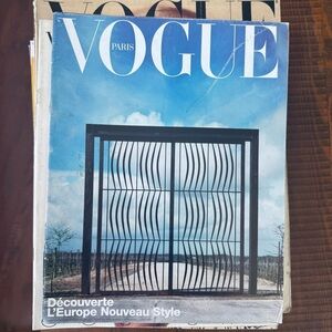 Vogue Paris Supplement 818 Juillet 2001 special Europe